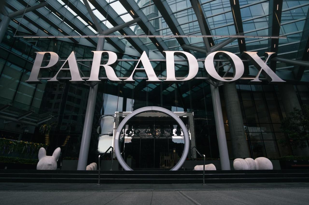 Paradox Vancouver Exteriör bild